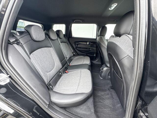 Mini COOPER CLUBMAN Classic Apple Carplay / MINI Navigatie / Parkeersensoren / Schuidak / Black Edition / 17 Inch