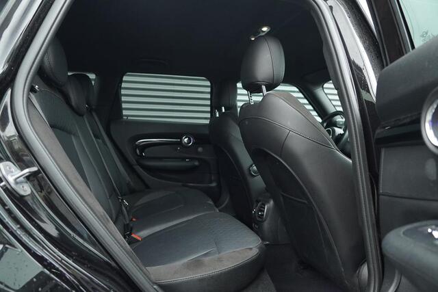 Mini COOPER CLUBMAN Mini 2.0 S / Aut / Leder / Stoelverwarming / Camera / LED