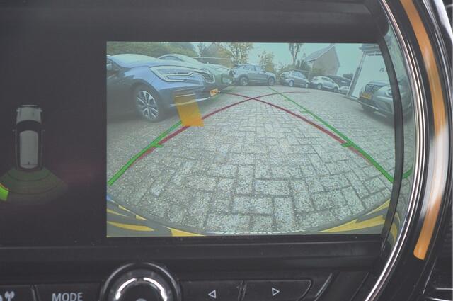 Mini COOPER CLUBMAN Mini 1.5 Busn. Nap / Pano / Sportstoelen / Harman kardon / 11-2017