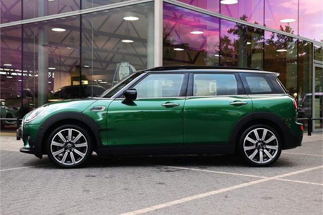 Mini COOPER CLUBMAN Automaat / Panoramadak / Achteruitrijcamera / Comfort Access / LED / Stoelverwarming / Harman-Kardon / Airconditioning / Cruise Control