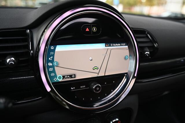 Mini COOPER CLUBMAN Automaat / Panoramadak / Achteruitrijcamera / Comfort Access / Stuurverwarming / LED / Comfortstoelen / Airconditioning / Cruise Control