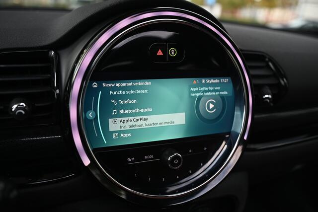Mini COOPER CLUBMAN Automaat / Panoramadak / Achteruitrijcamera / Comfort Access / Stuurverwarming / LED / Comfortstoelen / Airconditioning / Cruise Control