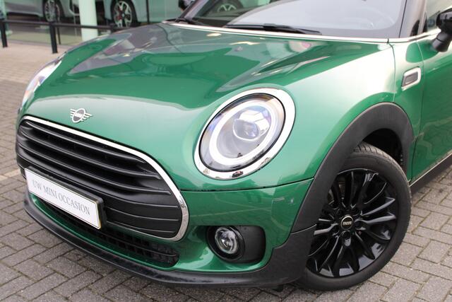 Mini COOPER CLUBMAN Chili Automaat / Panoramadak / LED / Comfort Access / Comfortstoelen / Cruise Control / Leder