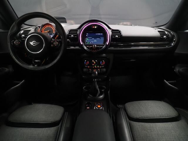 Mini COOPER CLUBMAN Mini 1.5 Salt Business [JWC INTERIEUR, NAVIGATIE, BLUETOOTH, HEAD-UP DISPLAY, CRUISE CONTROL, NIEUWSTAAT]