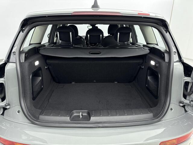 Mini COOPER CLUBMAN Mini 1.5 Business Edition 136PK | Automaat | Achteruitrijcamera | Navigatie | Climate Control | Stoelverwarming | LED Koplampen