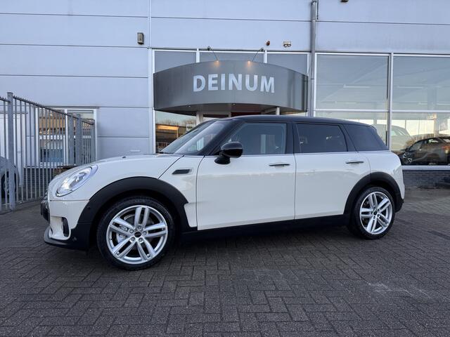Mini COOPER CLUBMAN Mini 1.5 Automaat..! Salt Serious Business Navigatie, LED verl, Parkeersens, 65.000 KM..!!