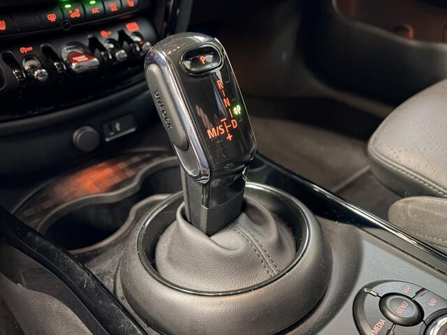 Mini COOPER CLUBMAN Mini 1.5 Blackyard Automaat Cls Bns Leer Cruise Clima Nav Came