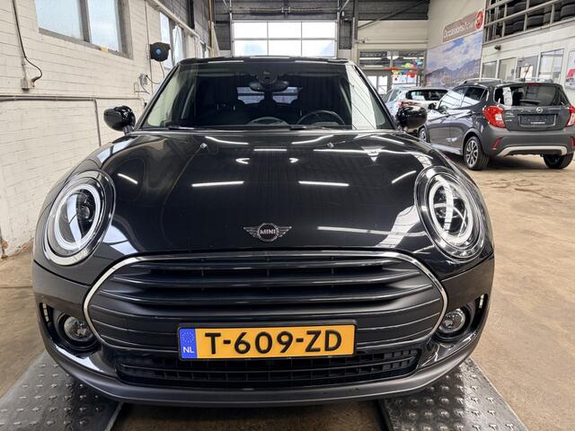 Mini COOPER CLUBMAN Mini 1.5 Blackyard Automaat Cls Bns Leer Cruise Clima Nav Came