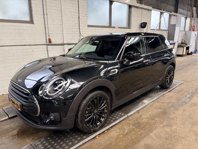 Mini COOPER CLUBMAN Mini 1.5 Blackyard Automaat Cls Bns Leer Cruise Clima Nav Came