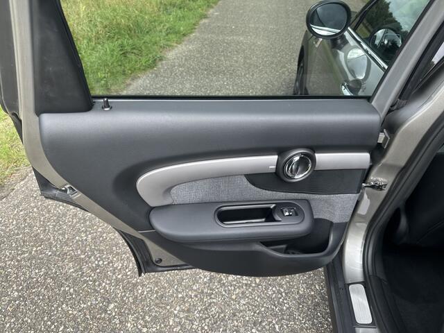 Mini COOPER CLUBMAN Mini 2.0 D Chili Pano Automaat