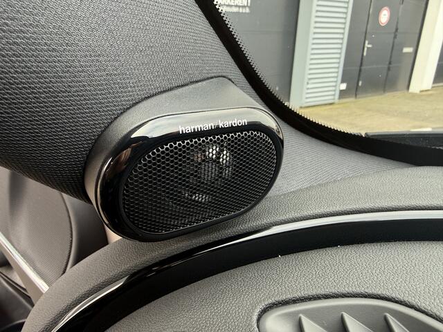 Mini COOPER CLUBMAN 1.5 Pano/H&K/Camera/Apple