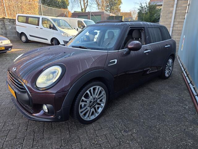 Mini COOPER CLUBMAN 1.5 Pepper NAVI PANO LEER MFSTUUR
