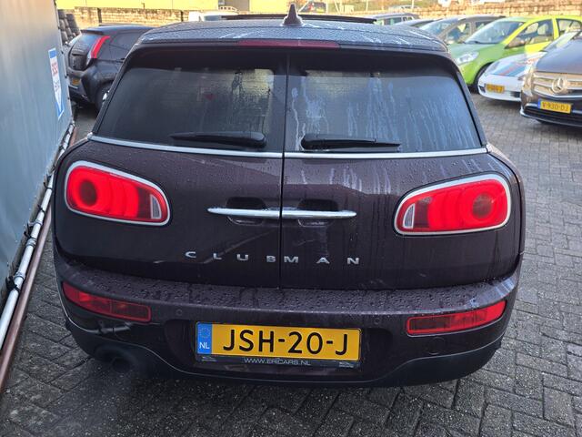 Mini COOPER CLUBMAN 1.5 Pepper NAVI PANO LEER MFSTUUR