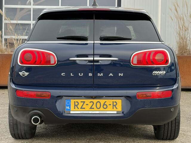 Mini COOPER CLUBMAN Mini 1.5 Chili 136pk | Automaat | Achteruitrijcamera | Cruise control adaptief met stop&go | Head-up display | Navigatiesysteem full map | Parkeersensor voor en achter | Voorstoelen verwarmd | Zeer nette auto!