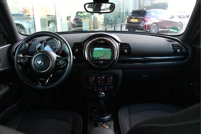 Mini COOPER CLUBMAN Salt / Navigatie / Apple CarPlay / Cruise Control / Multifunctioneel stuurwiel / Climate Control / Allseason
