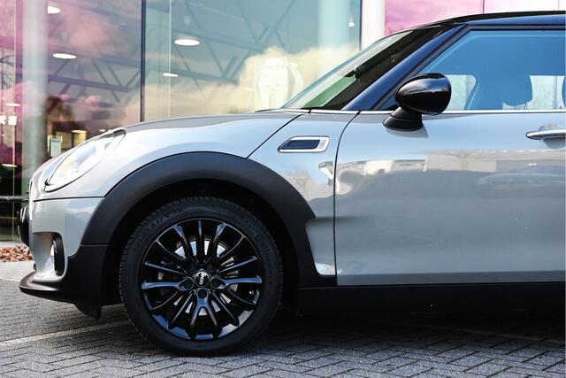 Mini COOPER CLUBMAN Salt / Navigatie / Apple CarPlay / Cruise Control / Multifunctioneel stuurwiel / Climate Control / Allseason