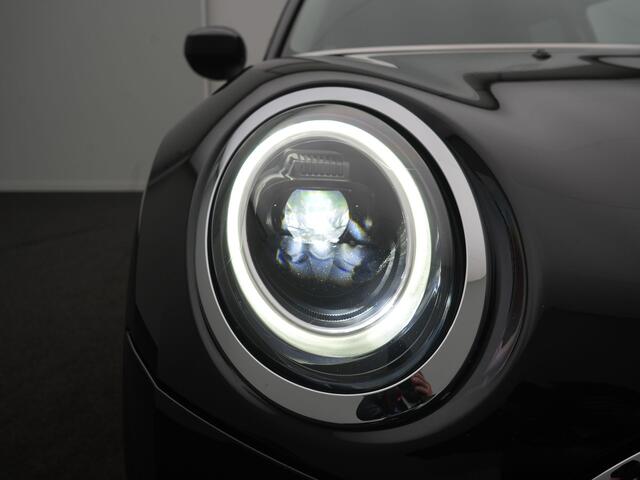 Mini COOPER CLUBMAN 1.5 Classic - RIJKLAARPRIJS - Achteruitrijcamera - Cruise Control