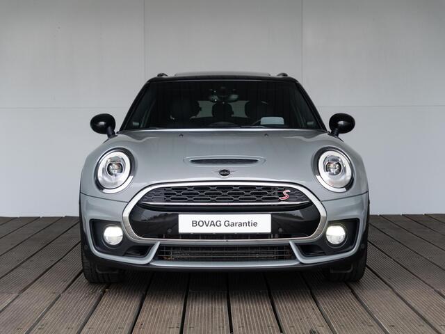 Mini COOPER CLUBMAN S Aut. JCW Trim + Serious Business + Elek verstelbare stoel + Harman-Kardon + onderhoudspakket 10-08-2028