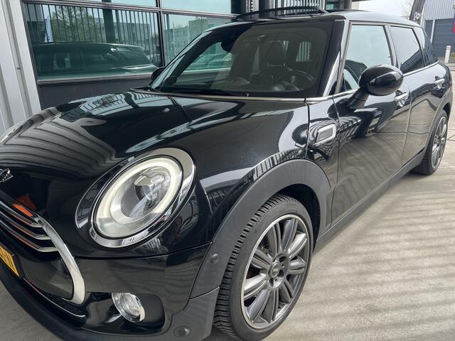 Mini COOPER CLUBMAN Mini 1.5 Chili | AUTOMAAT | LEDER | SCHUIF/KANTELDAK | CARPLAY/ANDROID | HARMAN/KARDON | HEAD-UP DISPLAY | NAVI | CAMERA | CRUISE CONTROL | PDC V+A | CLIMATE CONTROL | LMV 18'' | STOELVERWARMING | KEYLESS | LED | BLUETOOTH