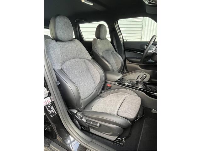 Mini COOPER CLUBMAN 1.5 LIMITED Automaat Rijklaarprijs!