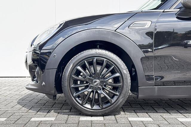Mini COOPER CLUBMAN Serious Business