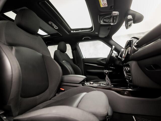 Mini COOPER CLUBMAN 1.5 Chili Sport (PANORAMADAK, NAVIGATIE, CLIMATE, ZWART HEMEL, LEDER, SPORTSTOELEN, GETINT GLAS, LED KOPLAMPEN, PARKEERSENSOREN, NIEUWE APK, NIEUWSTAAT)