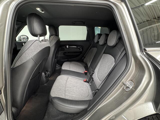 Mini COOPER CLUBMAN 1.5 Business Edition | Navigatie | Parkeersensoren | Climate Control | Lichtmetalen Velgen |