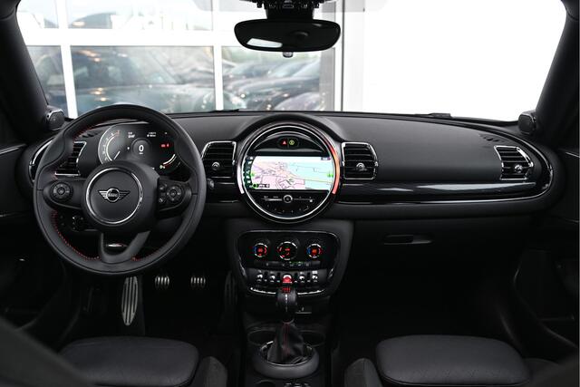 Mini COOPER CLUBMAN JCW / Panoramadak / Sportonderstel / Comfort Access / Harman-Kardon / LED / Cruise Control