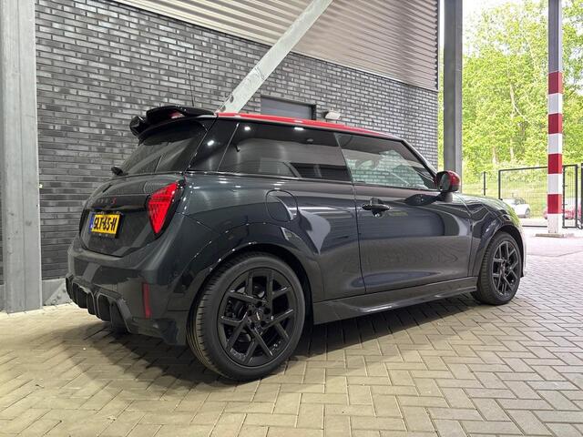 Mini COOPER S Mini 2.0 John Cooper Works M | Panoramadak | Head-Up | Stoel+Stuurverwarming | BLIS