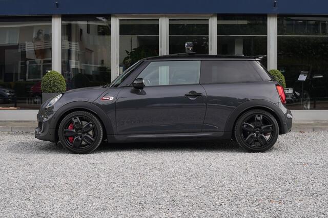 Mini COOPER S 2.0 JCW. CHILI