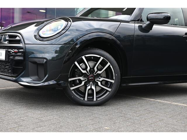 Mini COOPER S Hatchback Automaat / JCW / Pakket XL / 18 inch JCW Lap Spoke 2-tone