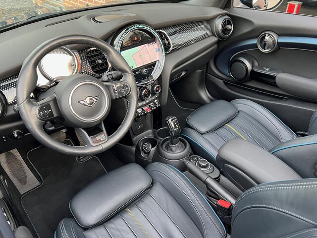 Mini COOPER S Mini Cabrio 2.0 Sidewalk AUT NAVI / CARPLAY / VERWAMD STUUR