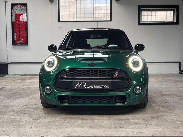 Mini COOPER S Mini 2.0 60 Years Edition | JCW | Pano | HUD | Leder | Origineel NL