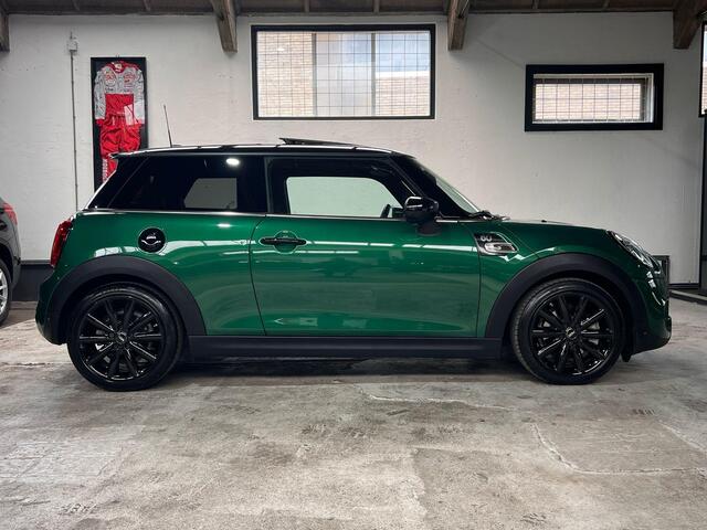Mini COOPER S Mini 2.0 60 Years Edition | JCW | Pano | HUD | Leder | Origineel NL