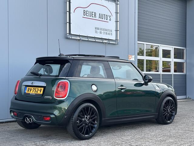 Mini COOPER S Mini 2.0 Chili Serious Business Automaat Schuifdak.