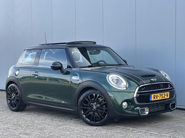 Mini COOPER S Mini 2.0 Chili Serious Business Automaat Schuifdak.