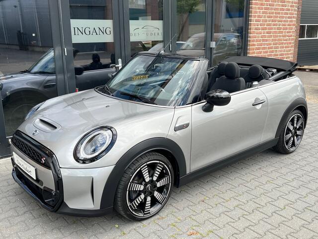 Mini COOPER S Mini Cabrio 2.0 Classic AUT. CAMERA / CARPLAY / LED / 2024