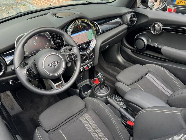 Mini COOPER S Mini Cabrio 2.0 Classic AUT. CAMERA / CARPLAY / LED / 2024