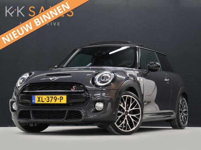 Mini COOPER S Mini 2.0 Knightsbridge Edition John Cooper Works [SCHUIFDAK, APPLE CARPLAY/ANDROID, HARMAN/KARDON, JCW STUURWIEL, STOELVERWARMING, NIEUWSTAAT]