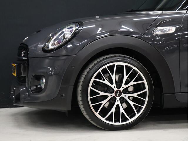 Mini COOPER S Mini 2.0 Knightsbridge Edition John Cooper Works [SCHUIFDAK, APPLE CARPLAY/ANDROID, HARMAN/KARDON, JCW STUURWIEL, STOELVERWARMING, NIEUWSTAAT]