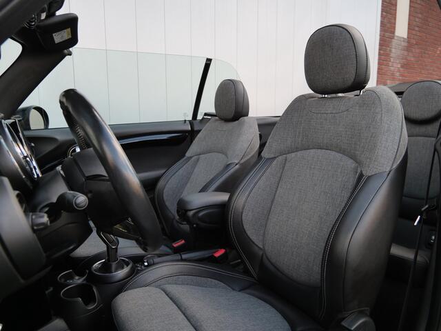 Mini COOPER S Mini Cabrio 2.0 192pk Chili Automaat Head-up display / LED / Camera