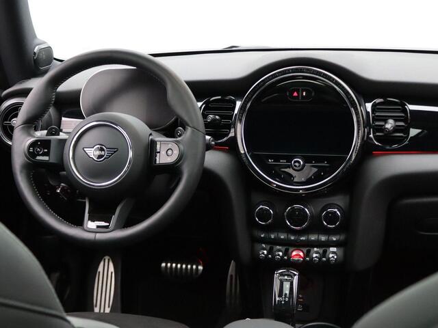 Mini COOPER S 3-Deurs Rockingham GT Edition + Premium Plus Pakket + Glazen panoramadak + Achteruitrijcamera + Park Assistant + Harman-Kardon + 17''