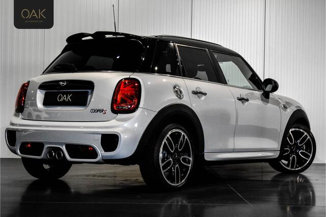 Mini COOPER S Mini 2.0 F1 Aut. | JCW-Trim | Navigatie | Panorama | Half Leder | H&K | Camera | 18"LM | White Silver