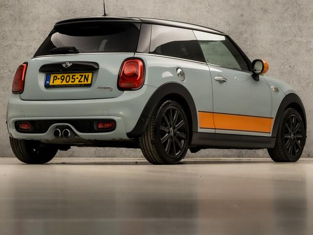 Mini COOPER S 2.0 Cooper S Delaney 192Pk (PANORAMADAK, GROOT NAVI, CAMERA, LEDER, STOELVERWARMING, SPORTSTOELEN, LED KOPLAMPEN, GETINT GLAS, KEYLESS, CRUISE, NIEUWSTAAT)