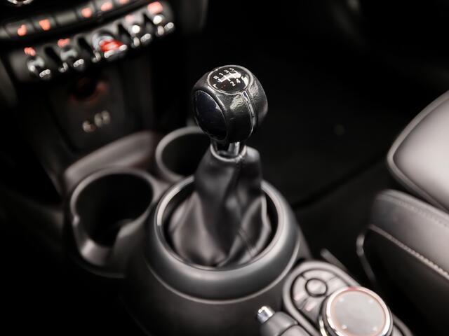 Mini COOPER S 2.0 Cooper S Delaney 192Pk (PANORAMADAK, GROOT NAVI, CAMERA, LEDER, STOELVERWARMING, SPORTSTOELEN, LED KOPLAMPEN, GETINT GLAS, KEYLESS, CRUISE, NIEUWSTAAT)