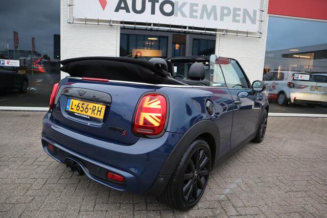 Mini COOPER S Mini Cabrio 2.0 CHILI SERIOUS BUSINESS LEER|NAVI|STOELVERWARMING|PARK-ASSIST|ZEER COMPLEET