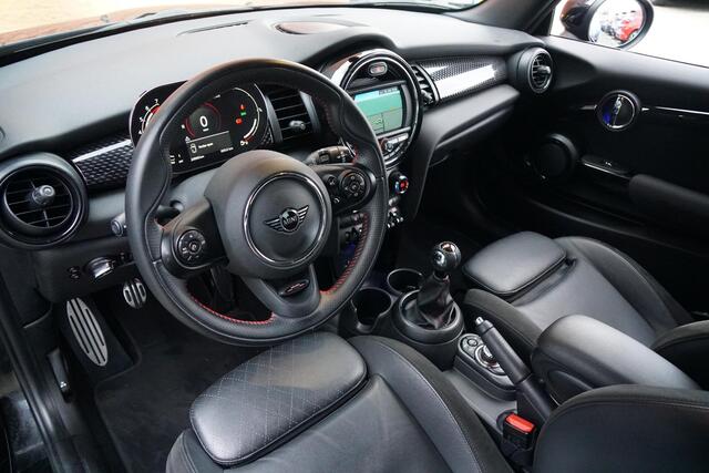 Mini COOPER S Mini 2.0 180PK *HANDGESCHAKELD* + JCW KIT / KEYLESS
