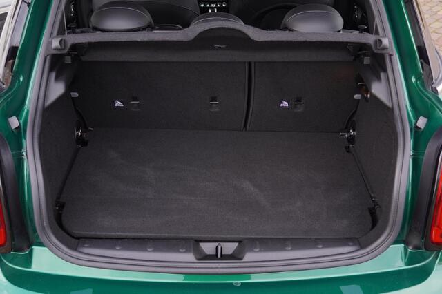 Mini COOPER S Mini 2.0 Classic Panodak Heat-up Navi Leer VOL!