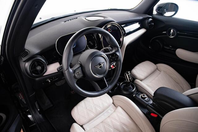 Mini COOPER S Mini Cabrio 2.0 Rockingham GT Edition Binnenlichtpakket - Elektrisch verwarmbare voorstoelen - Adaptive onderstel - Cruise Control - Stuurwielverwarming - Driving Assistant - Comfort Access -