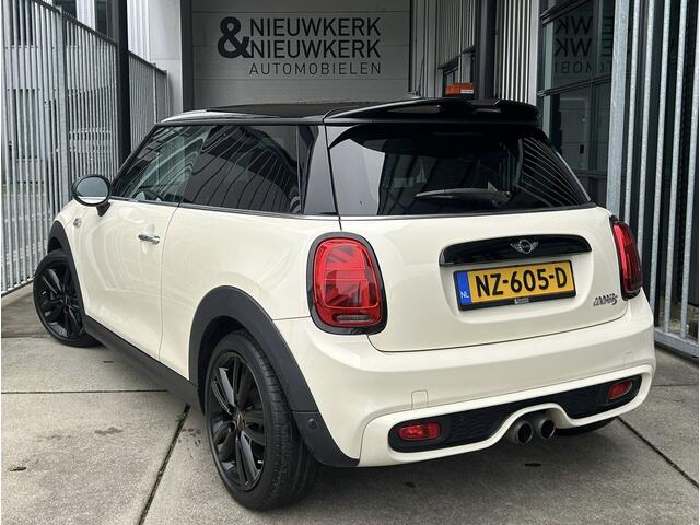 Mini COOPER S Mini 2.0 Pepper Serious Business | AUTOMAAT | SCHUIF/KANTELDAK | NAVI | CRUISE CONTROL | PDC | CLIMATE CONTROL | LMV JCW 17'' | STOELVERWARMING | KEYLESS | LED | BLUETOOTH
